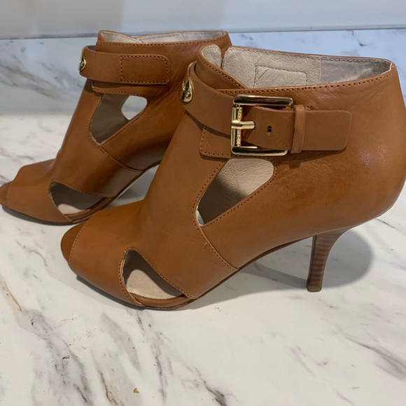 Michael Kors MK Plate Boot Shoes Size 7.5 - Picture 4 of 8